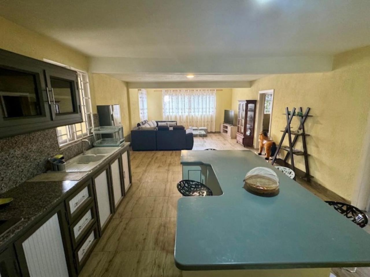 Residence Barbera Apartments Flic-en-Flacq Екстериор снимка